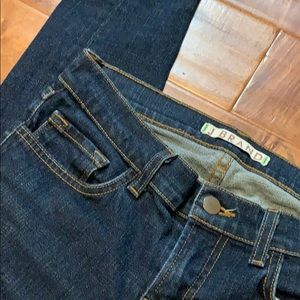JBrand Size 26
